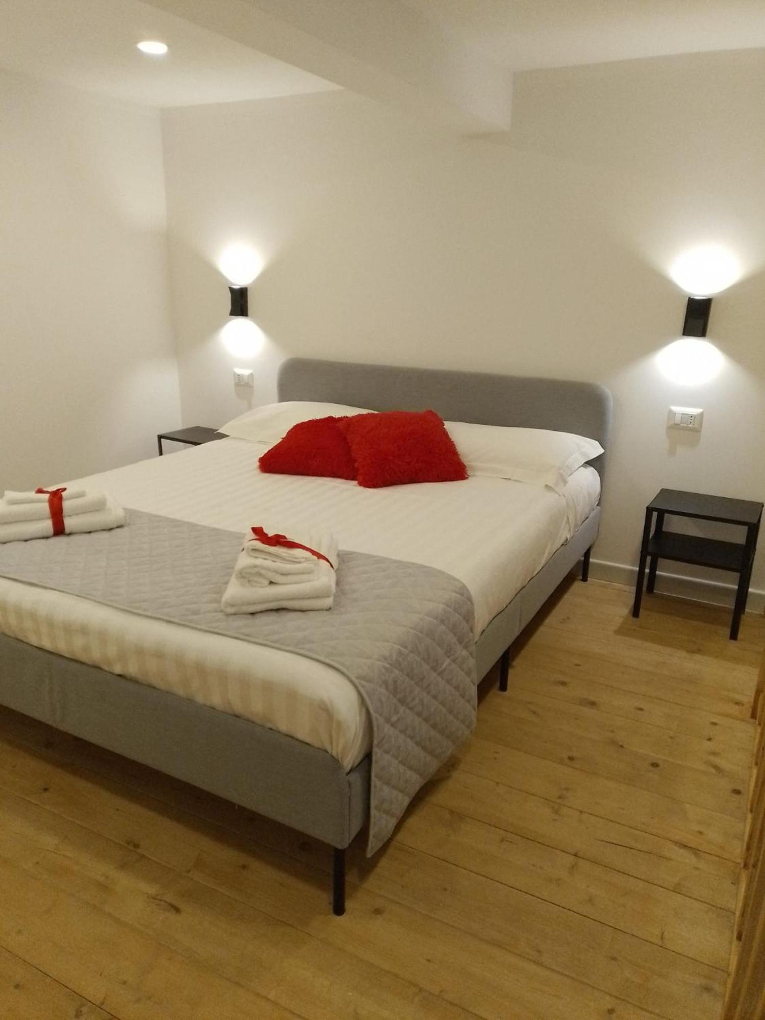 La Casa Di Fofo' Otel Napoli Dış mekan fotoğraf